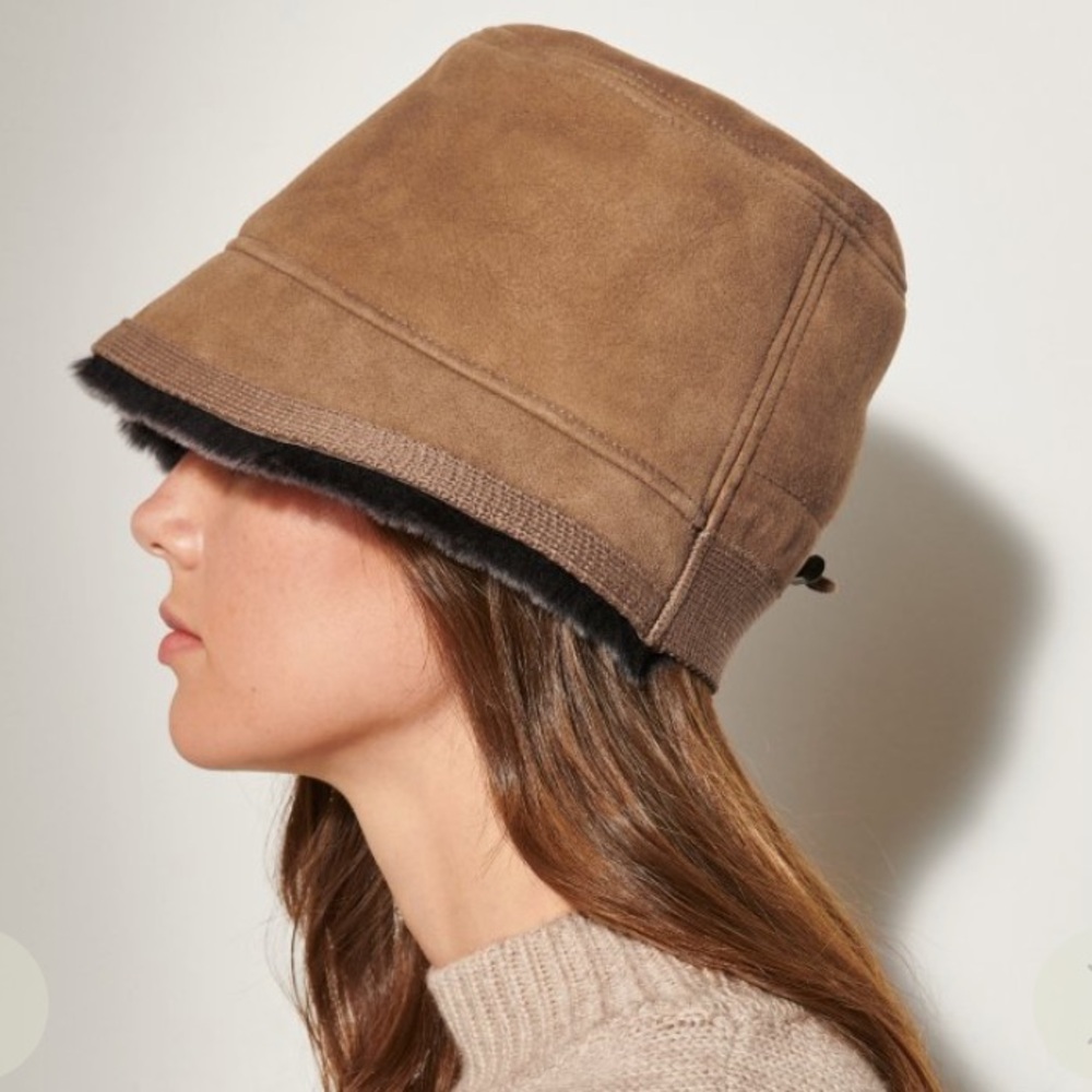 Overland Sheepskin Tan Leather Fur Winter Bucket Cloche Hat